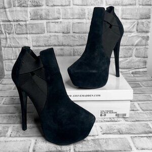 Steve Madden Voltagee Black Suede Ankle Boot- 8